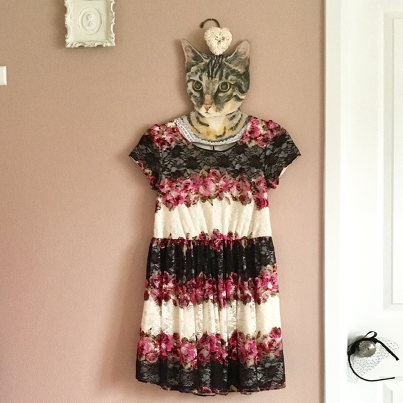 Rose Garden Tea Party Girl Dress - Picture 1 of 6
